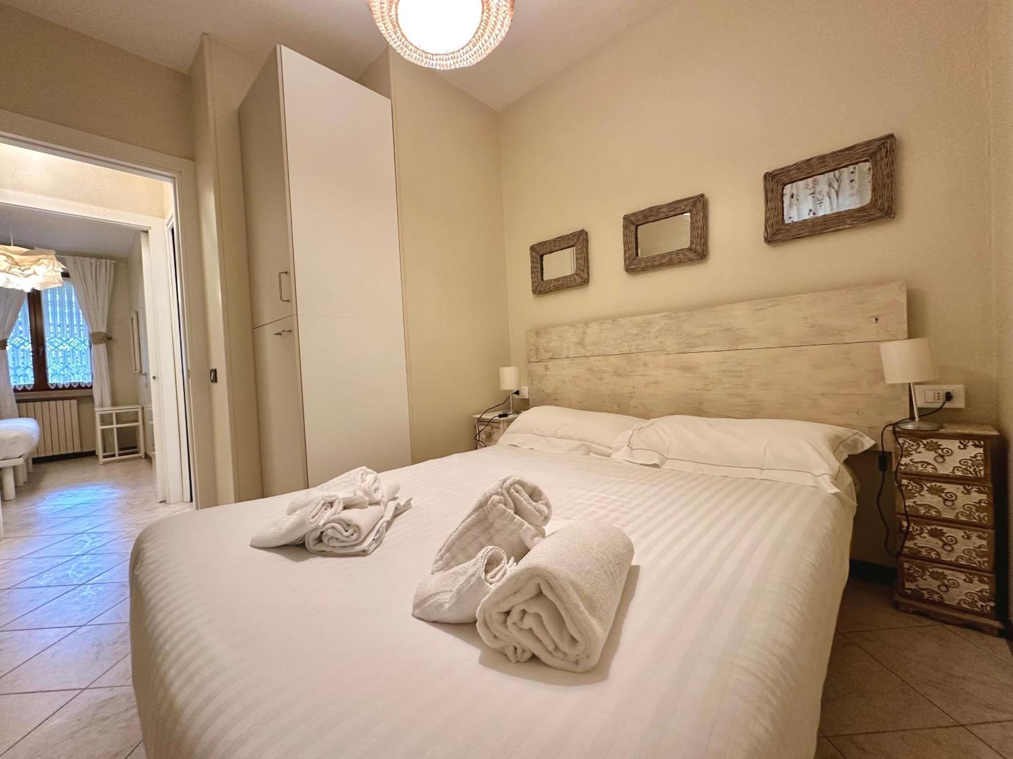 Lauri & Faggi Aparthotel Ντεζεντσάνο ντελ Γκάρντα Εξωτερικό φωτογραφία