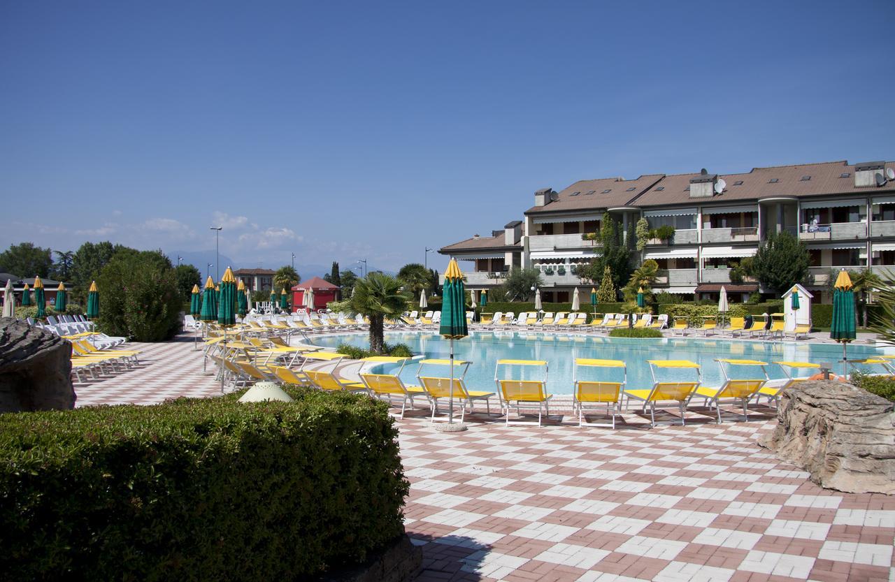 Lauri & Faggi Aparthotel Ντεζεντσάνο ντελ Γκάρντα Εξωτερικό φωτογραφία