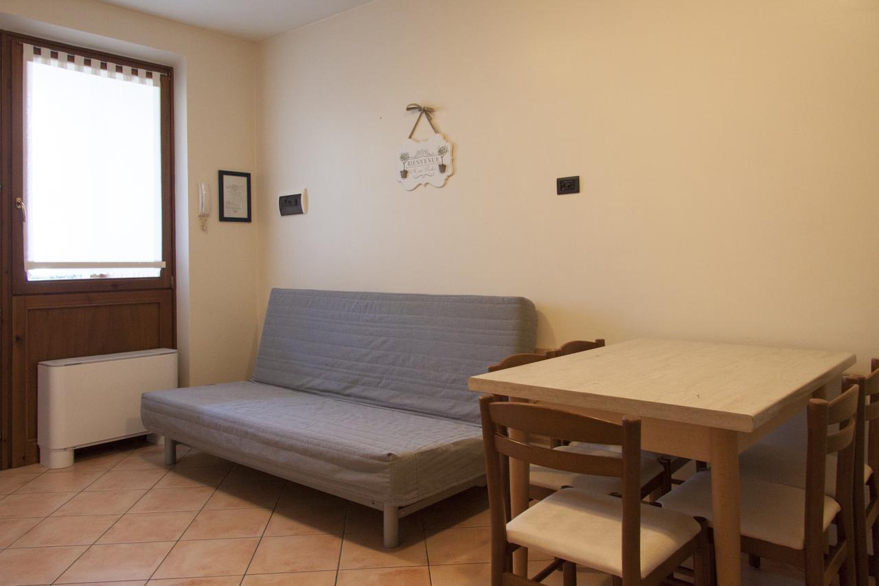 Lauri & Faggi Aparthotel Ντεζεντσάνο ντελ Γκάρντα Εξωτερικό φωτογραφία