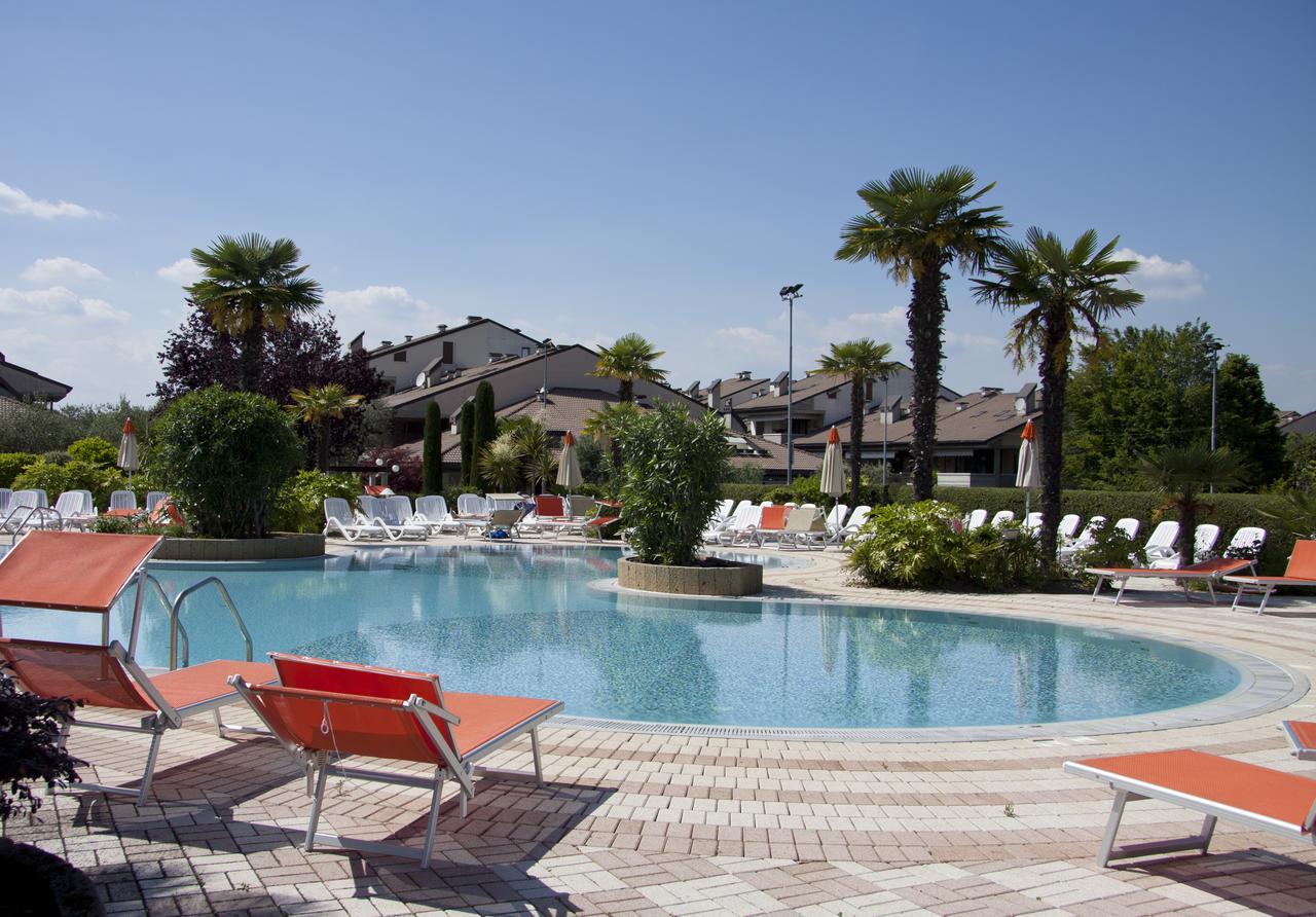 Lauri & Faggi Aparthotel Ντεζεντσάνο ντελ Γκάρντα Εξωτερικό φωτογραφία